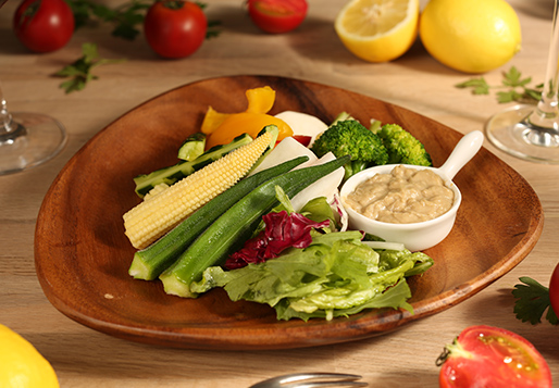 温野菜のヴァーニャソース｜trias dining（トリアスダイニング）