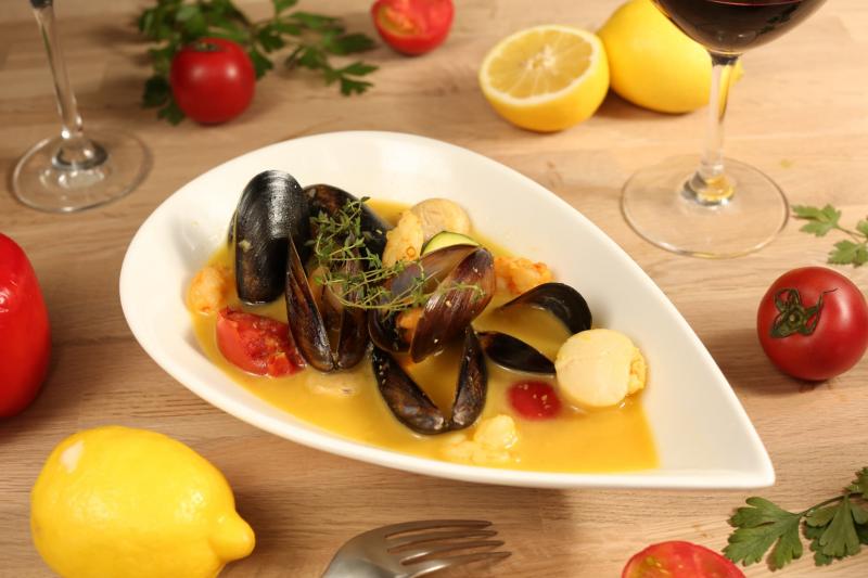 世界一美味しいムール貝のワイン蒸し