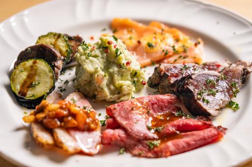 前菜盛り合わせ｜trias dining（トリアスダイニング）