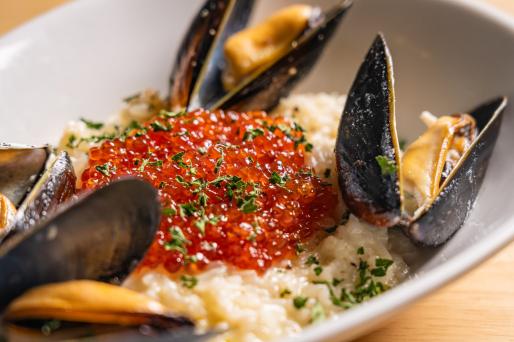 ムール貝と真鯛のブイヤベース｜trias dining（トリアスダイニング）